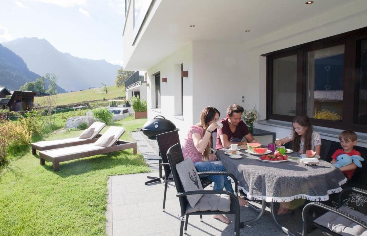 Alpenzauber Apartment Montafon Sankt Gallenkirch Exterior photo